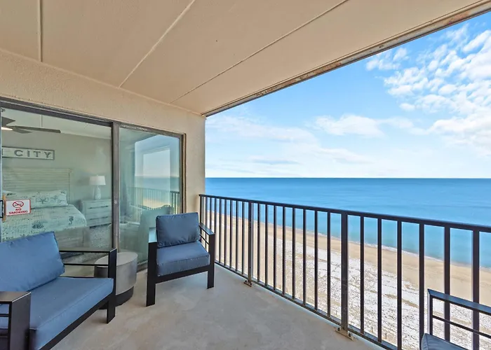 Сasa de vacaciones Spectacular Oceanfront Penthouse - Unit 1204 *