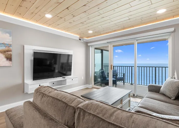 Holiday home Spectacular Oceanfront Penthouse - Unit 1204 *