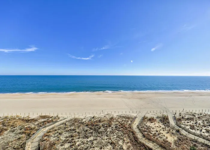 Spectacular Oceanfront Penthouse - Unit 1204